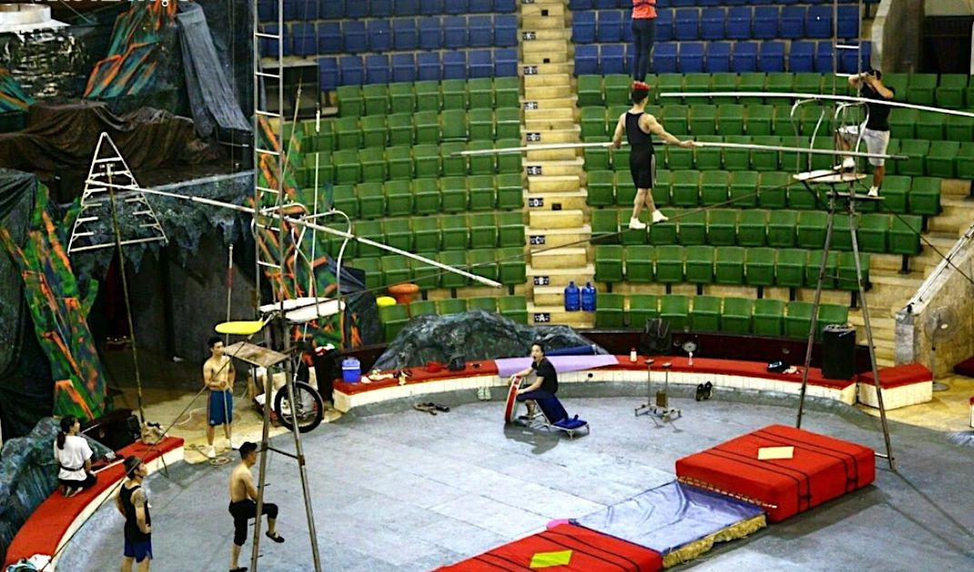 Nghe si muon cong hien nhung tien boi duong du mua hai coc nuoc