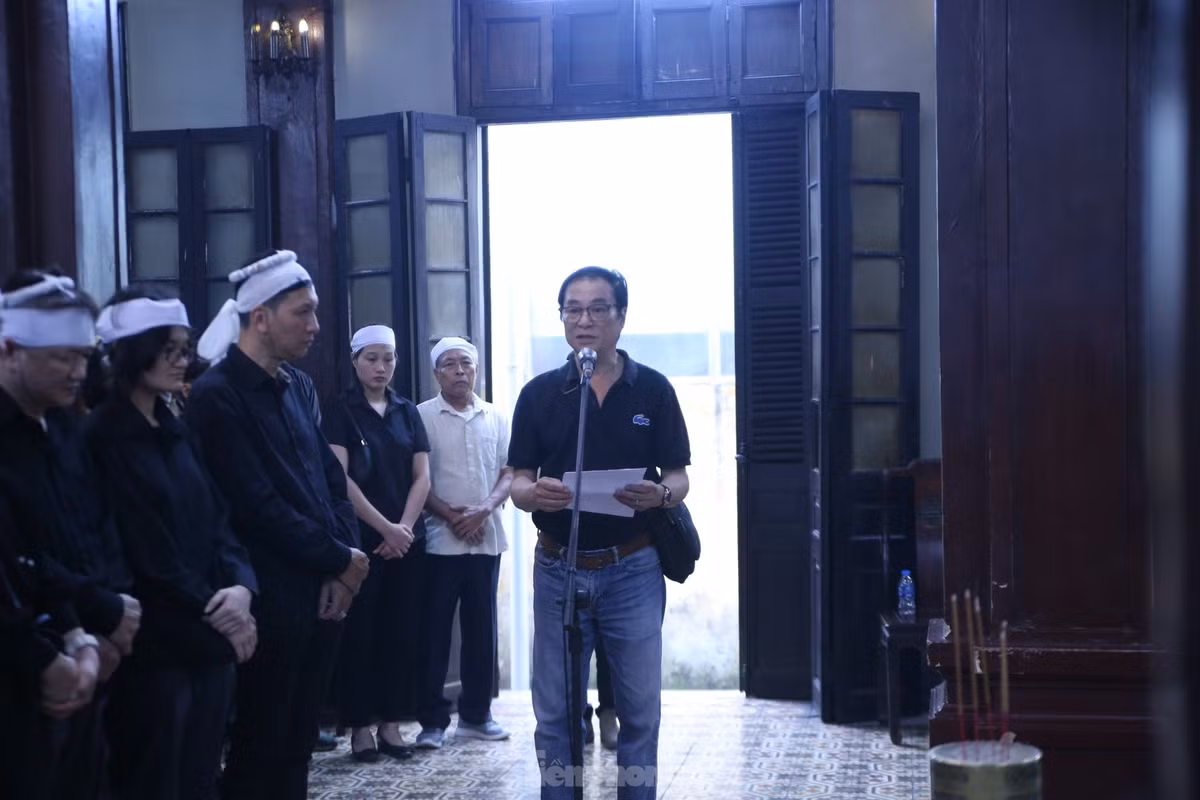 NSND Khai Hung, Bui Bai Binh dua tien dao dien Nguyen Huu Phan-Hinh-7