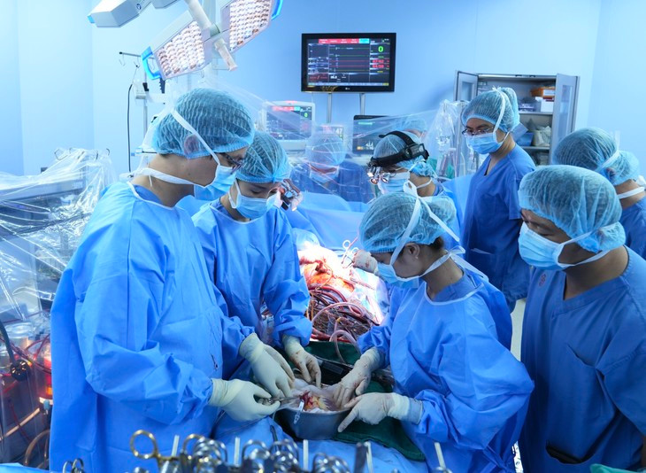 Nguoi phu nu hoi sinh su song nho duoc ghep tim hien tang-Hinh-2