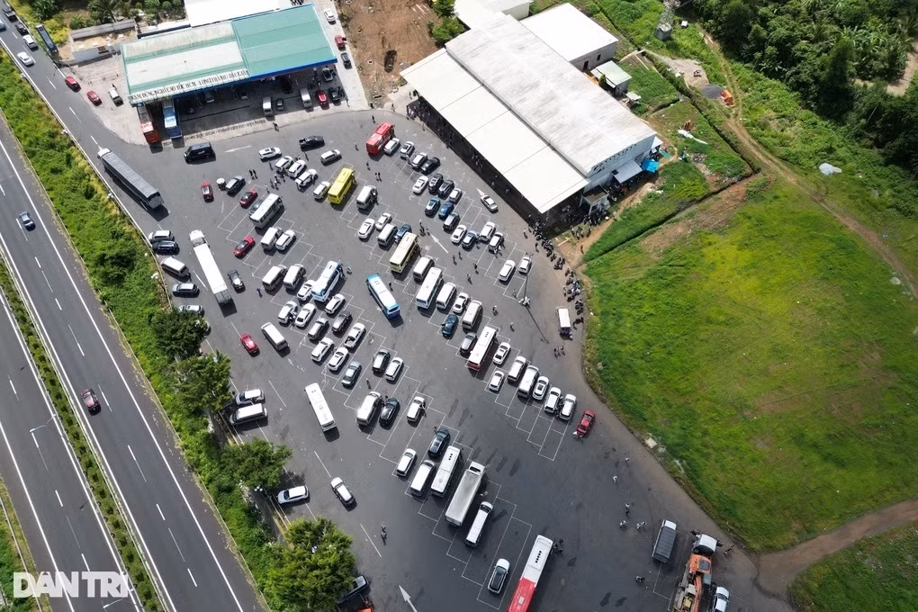 Thang tu che tren cao toc 200km thieu tram dung nghi-Hinh-4
