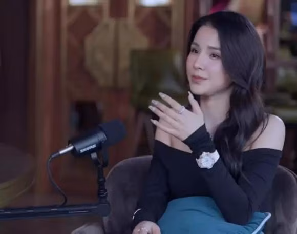 Ly do Diep Lam Anh no luc kiem tien truoc va sau ly hon