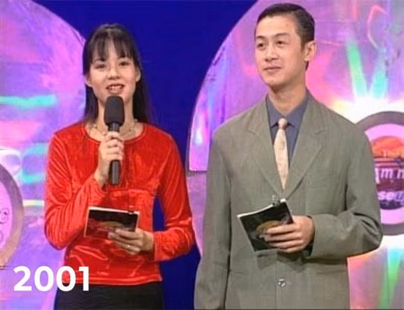 Nhắc đến MC Anh Tuấn (Vũ Anh Tuấn) khán giả nhớ đến ngay những chương trình do anh dẫn dắt như như "Trò chơi âm nhạc", "Bài hát Việt", "MTV", "Quán Thanh Xuân"... Trong khi nhiều đồng nghiệp cùng thời đã lui về phía sau máy quay vì ngoại hình thay đổi thì Anh Tuấn vẫn giữ vững được phong độ. MC sinh năm 1974 vẫn là cái tên hot khi dẫn dắt nhiều chương trình là Chị Đẹp Đạp Gió Rẽ Sóng, Anh Trai Vượt Ngàn Chông Gai.