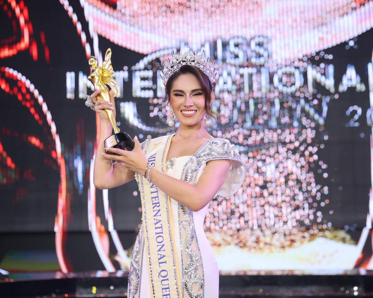 Lý do người đẹp 28 tuổi từng ly hôn đăng quang Miss International Queen - Hình 3 Ly do nguoi dep 28 tuoi tung ly hon dang quang Miss International Queen-Hinh-3
