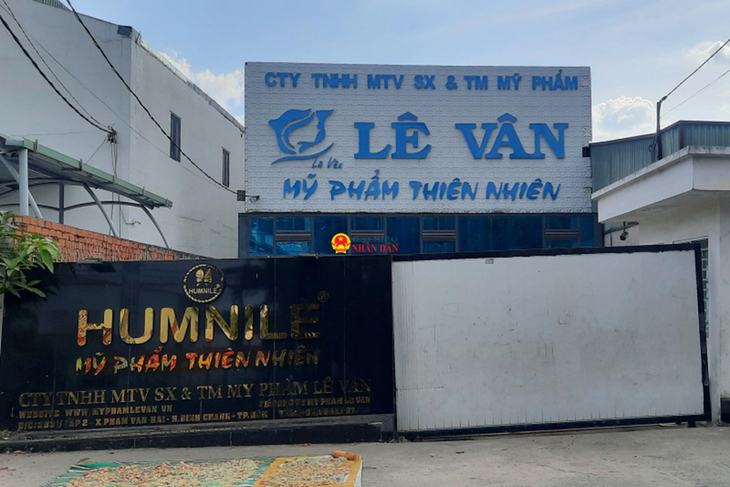 Mỹ phẩm Lê Vân: Quảng cáo phòng được bệnh, lừa gạt khách hàng? My pham Le Van: Quang cao phong duoc benh, lua gat khach hang?