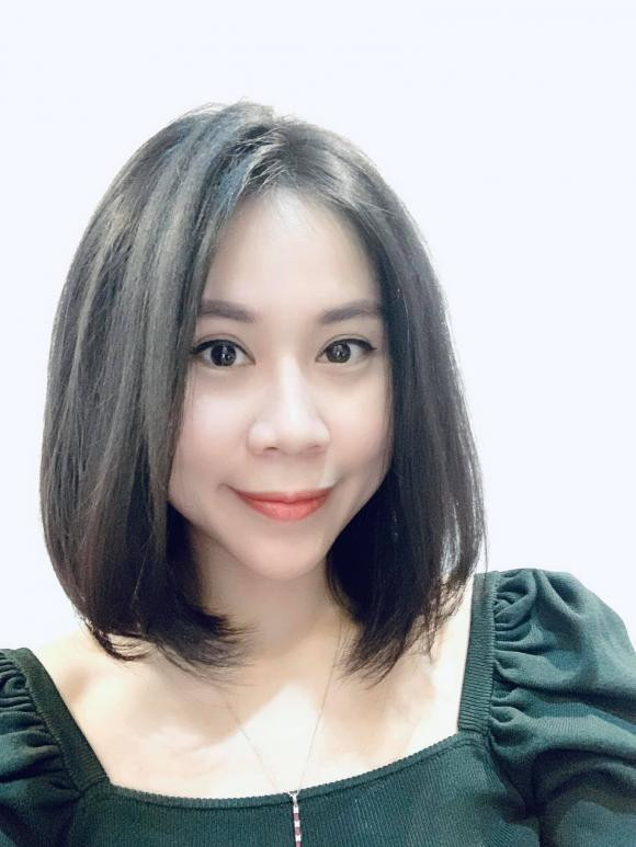 Nhan sắc mẹ 2 con ngày càng thăng hạng theo thời gian.