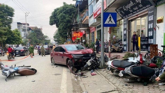 34 nguoi thuong vong vi tai nan giao thong trong ngay mong 4 Tet