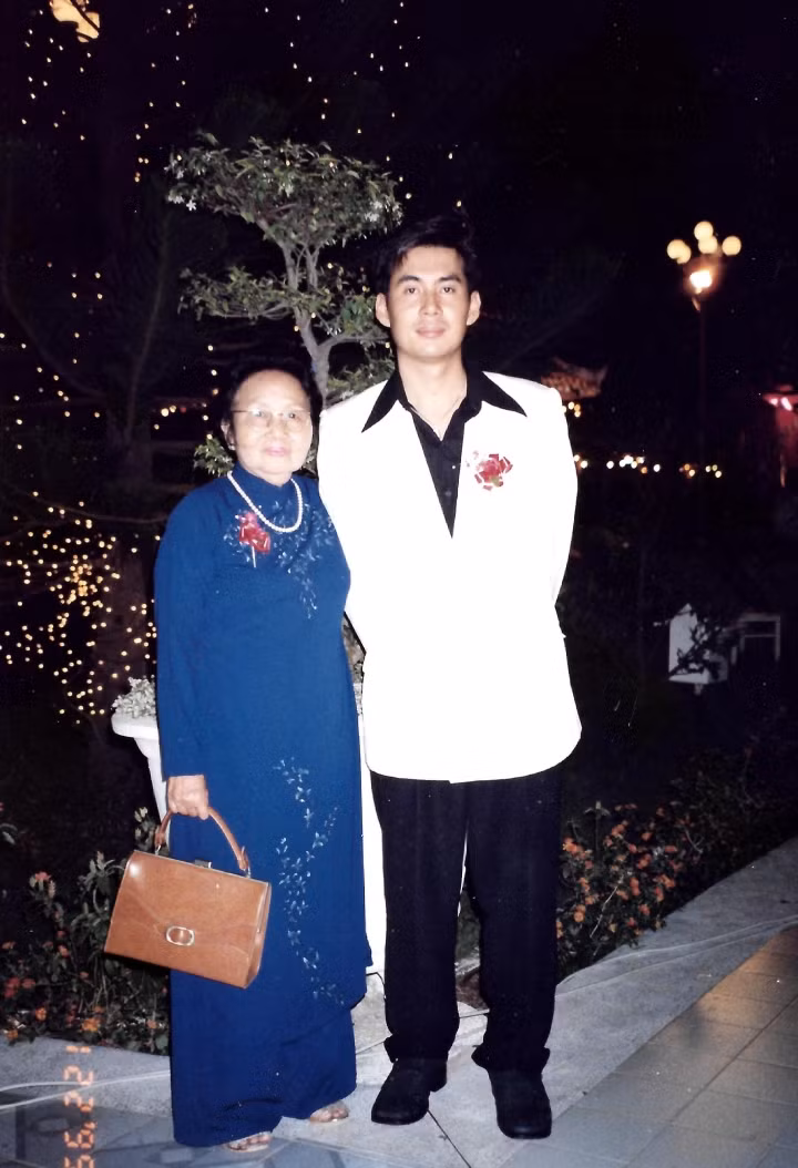 Ca si Doan Truong: 'Tet nam nao toi cung roi nuoc mat'-Hinh-2