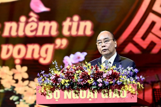 Chu tich nuoc Nguyen Xuan Phuc chuc Tet kieu bao tieu bieu 2023