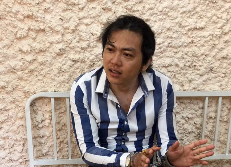 Truy bat nhanh ke dung sung cuop tiem vang