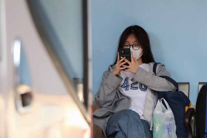 br/> Nhiều hành khách đến bến trước 2-3 tiếng để chờ đợi.