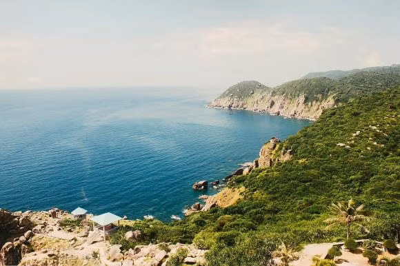 Trải qua nhiều tranh cãi, Mũi Điện dần được xem là điểm xa thứ 2 về phía Đông, sau Mũi Đôi ở Vạn Ninh (Khánh Hòa) và là một trong những nơi đón bình minh đầu tiên trên đất liền của lãnh thổ Việt Nam.