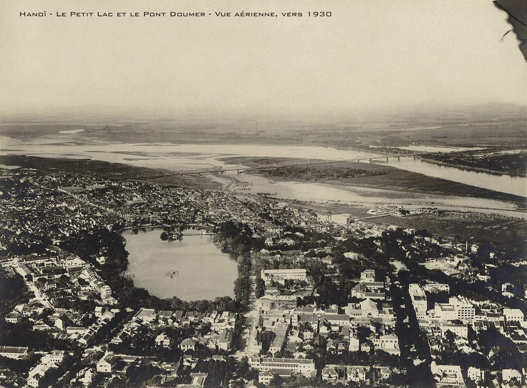 Một bức ảnh khác có cùng góc chụp, khoảng năm 1930.