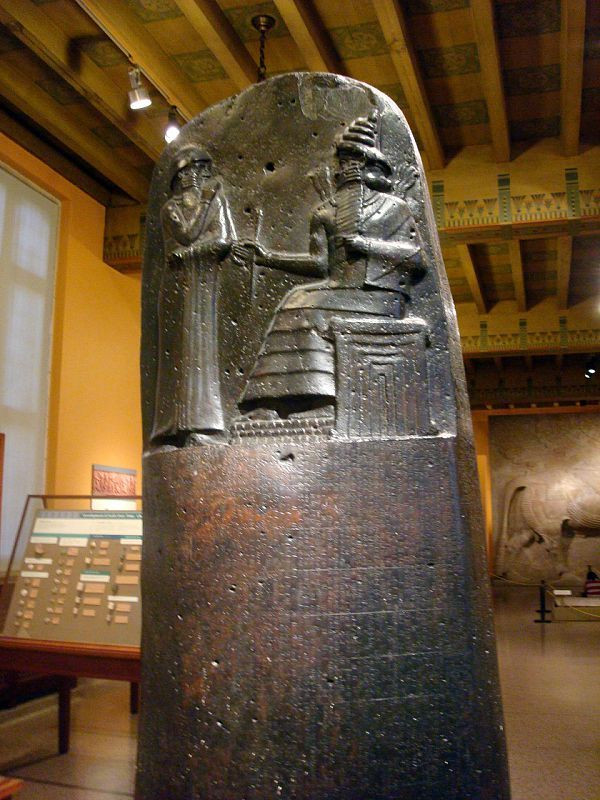 Bộ luật Hammurabi không chỉ có giá trị về nghiên cứu pháp lý mà còn là nguồn cứ liệu lịch sử phong phú, quý giá để nghịên cứu nền văn hoá Babylon và văn minh Lưỡng Hà cổ đại.