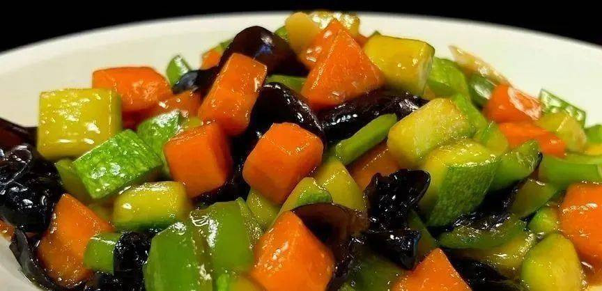 4 loai rau sieu vitamin C, bo sung nuoc, cap am cho da kho-Hinh-6