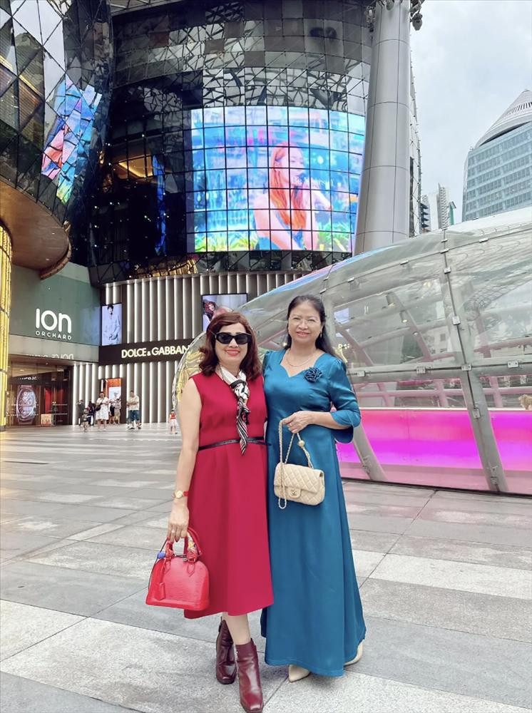 Dang Khoi chi phi '1 can chung cu' moi lan dua 2 me di tri benh-Hinh-15