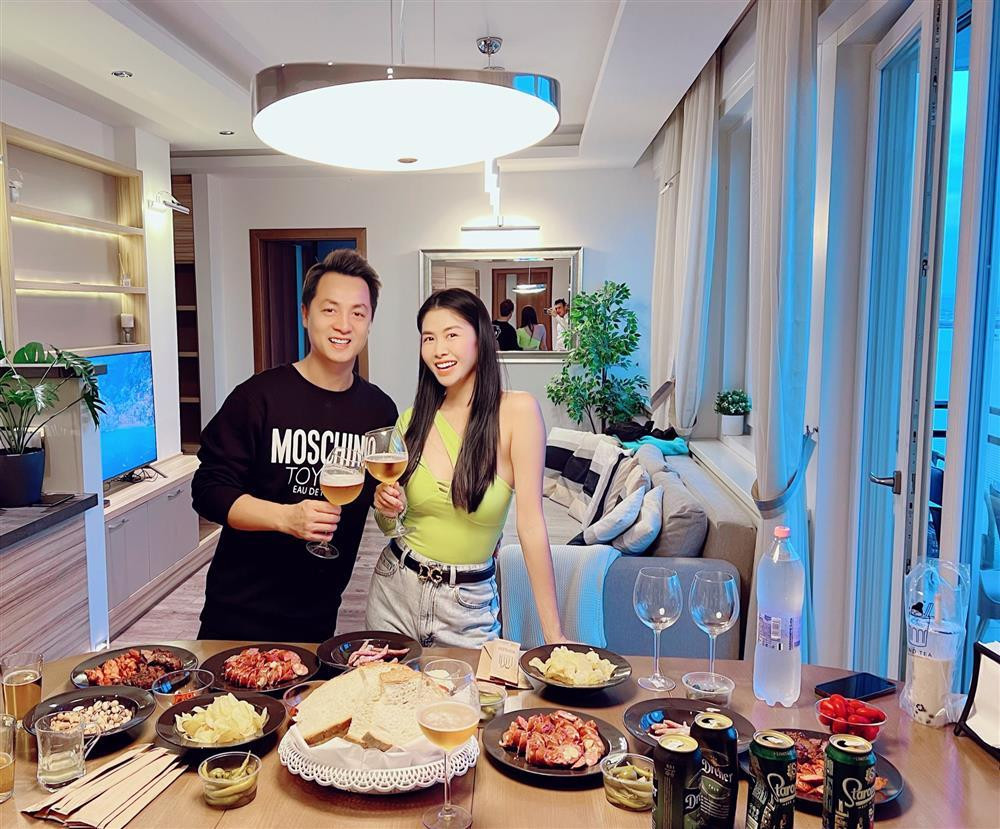 Dang Khoi chi phi '1 can chung cu' moi lan dua 2 me di tri benh-Hinh-5