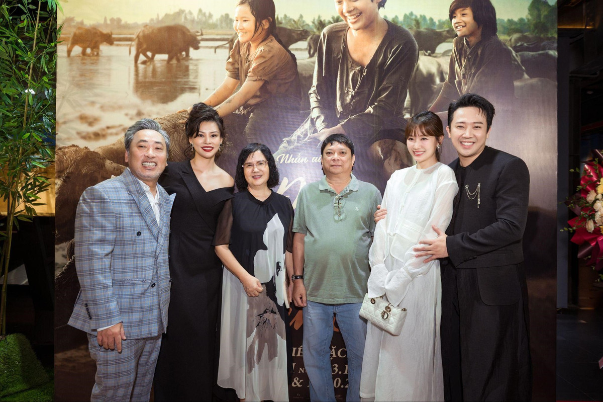 Gia dinh nha van Doan Gioi len tieng ve on ao cua “Dat rung Phuong Nam