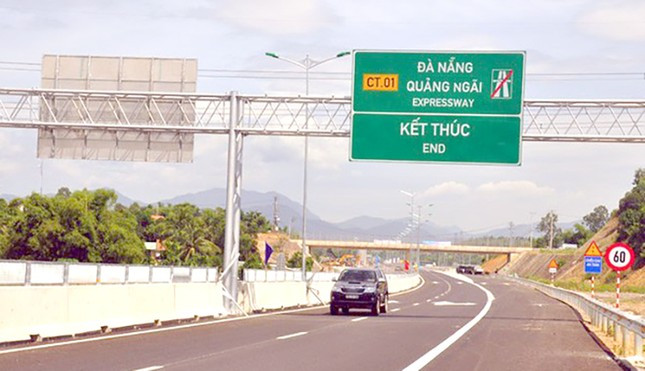 Dan nhuong dat lam cao toc Da Nang – Quang Ngai chua nhan du tien den bu