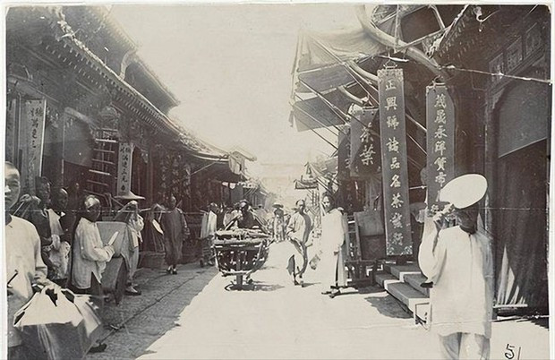 Một bức hình kính thủy tinh được bảo quản toàn vẹn như vậy có giá trị sưu tầm rất cao, dù không phải giá trị về mặt tiền bạc. Nếu có phim gốc, thì giá trị càng tăng lên nhiều. (Ảnh minh họa)