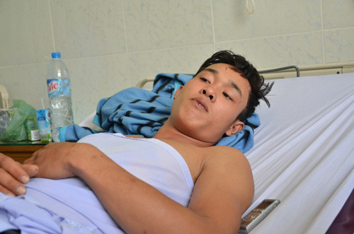Anh Nguyễn Hồng Khởi đang điều trị tại BVĐK Hoàn Hảo.