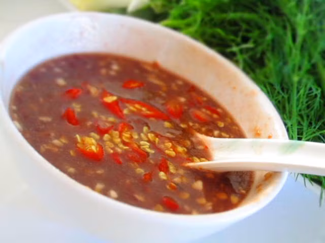 Bi quyet pha nuoc cham ngon cho cac mon thuong ngay-Hinh-4