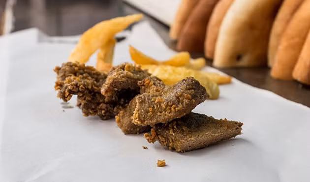 Gan chiên bột mì.