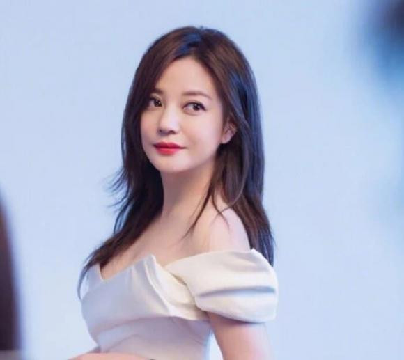 Trieu Vy: Tuoi 48 day suy ngam va tiec nuoi-Hinh-2