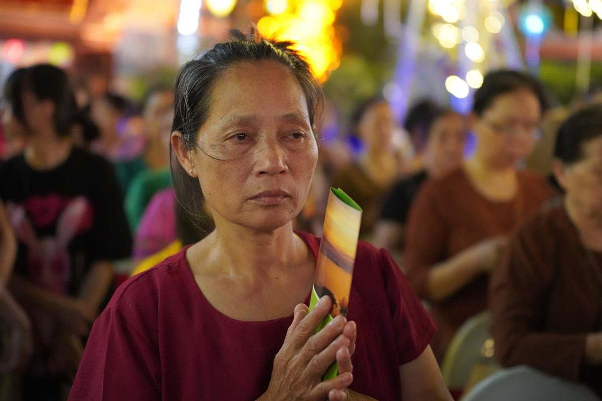 Ha Noi: Hang nghin Phat tu ve chua Quan Am tham du Dai le Phat Dan PL.2568-Hinh-59