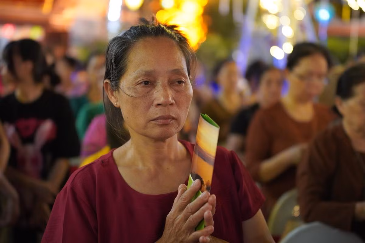 Ha Noi: Hang nghin Phat tu ve chua Quan Am tham du Dai le Phat Dan PL.2568-Hinh-59