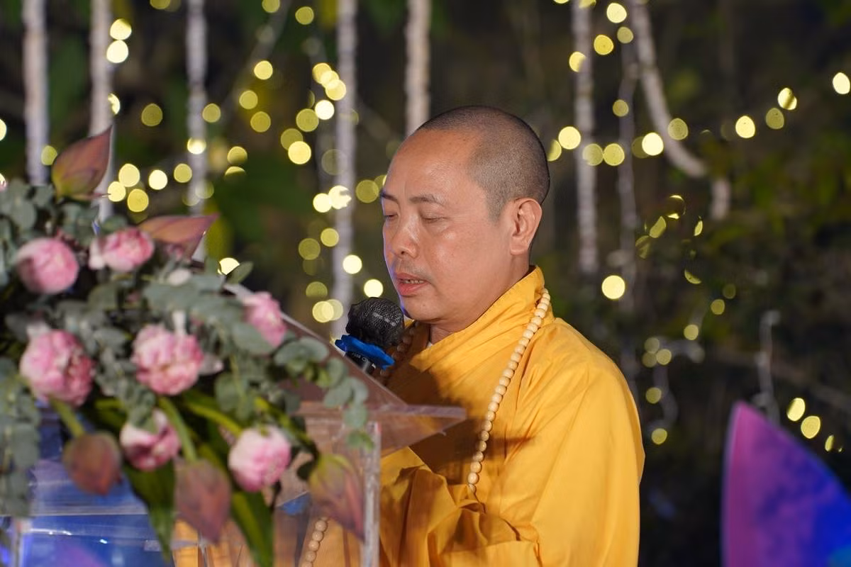 Ha Noi: Hang nghin Phat tu ve chua Quan Am tham du Dai le Phat Dan PL.2568-Hinh-56