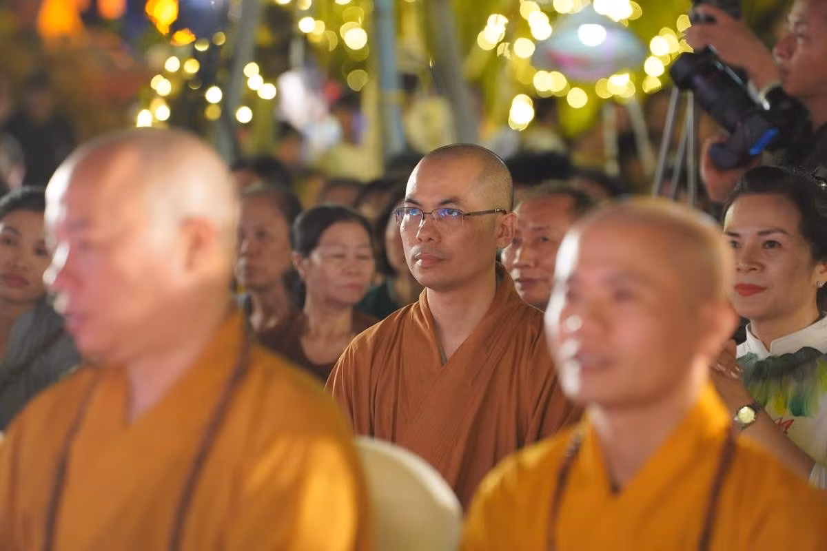 Ha Noi: Hang nghin Phat tu ve chua Quan Am tham du Dai le Phat Dan PL.2568-Hinh-54