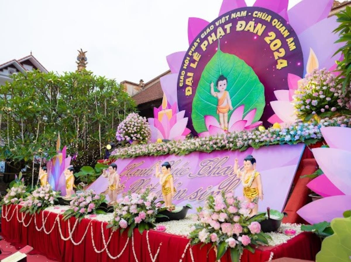 Ha Noi: Hang nghin Phat tu ve chua Quan Am tham du Dai le Phat Dan PL.2568-Hinh-17