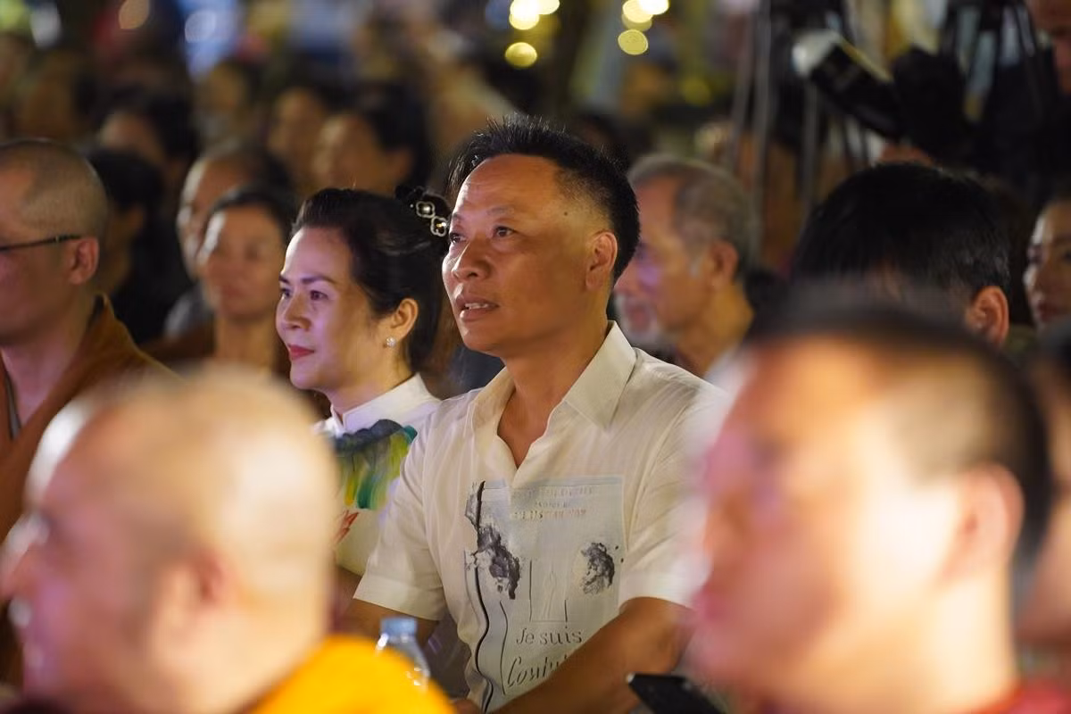 Ha Noi: Hang nghin Phat tu ve chua Quan Am tham du Dai le Phat Dan PL.2568-Hinh-55