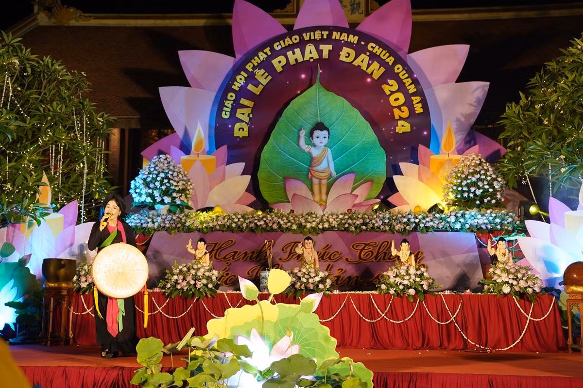 Ha Noi: Hang nghin Phat tu ve chua Quan Am tham du Dai le Phat Dan PL.2568-Hinh-35