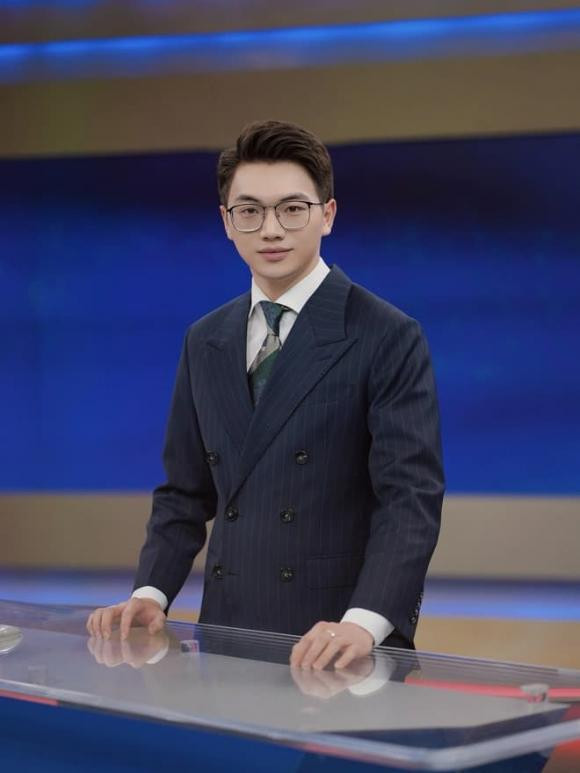 Hoc van khung cua MC Thoi tiet VTV: Duoc 5 truong tuyen thang