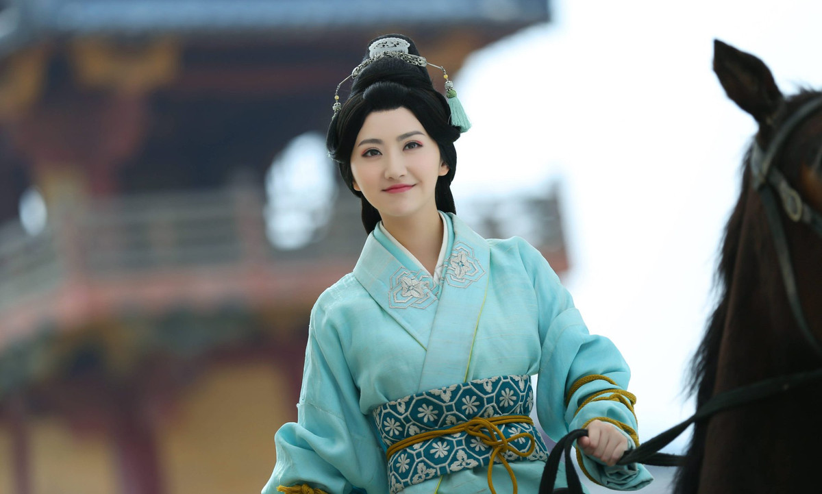 “Tứ đại tài nữ” của Trung Hoa xưa có số phận ra sao? - Hình 3 “Tu dai tai nu” cua Trung Hoa xua co so phan ra sao?-Hinh-3