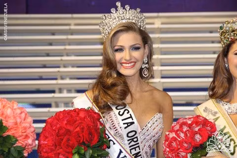 4. Danh xưng “đất nước của các hoa hậu” xứng đáng thuộc về Venezuela. Cụ thể, nước này có 7 lần đăng quang danh hiện Hoa hậu Hoàn vũ, 6 lần Hoa hậu thế giới, 6 danh hiệu Hoa hậu quốc tế và một danh hiệu Hoa hậu Trái đất.