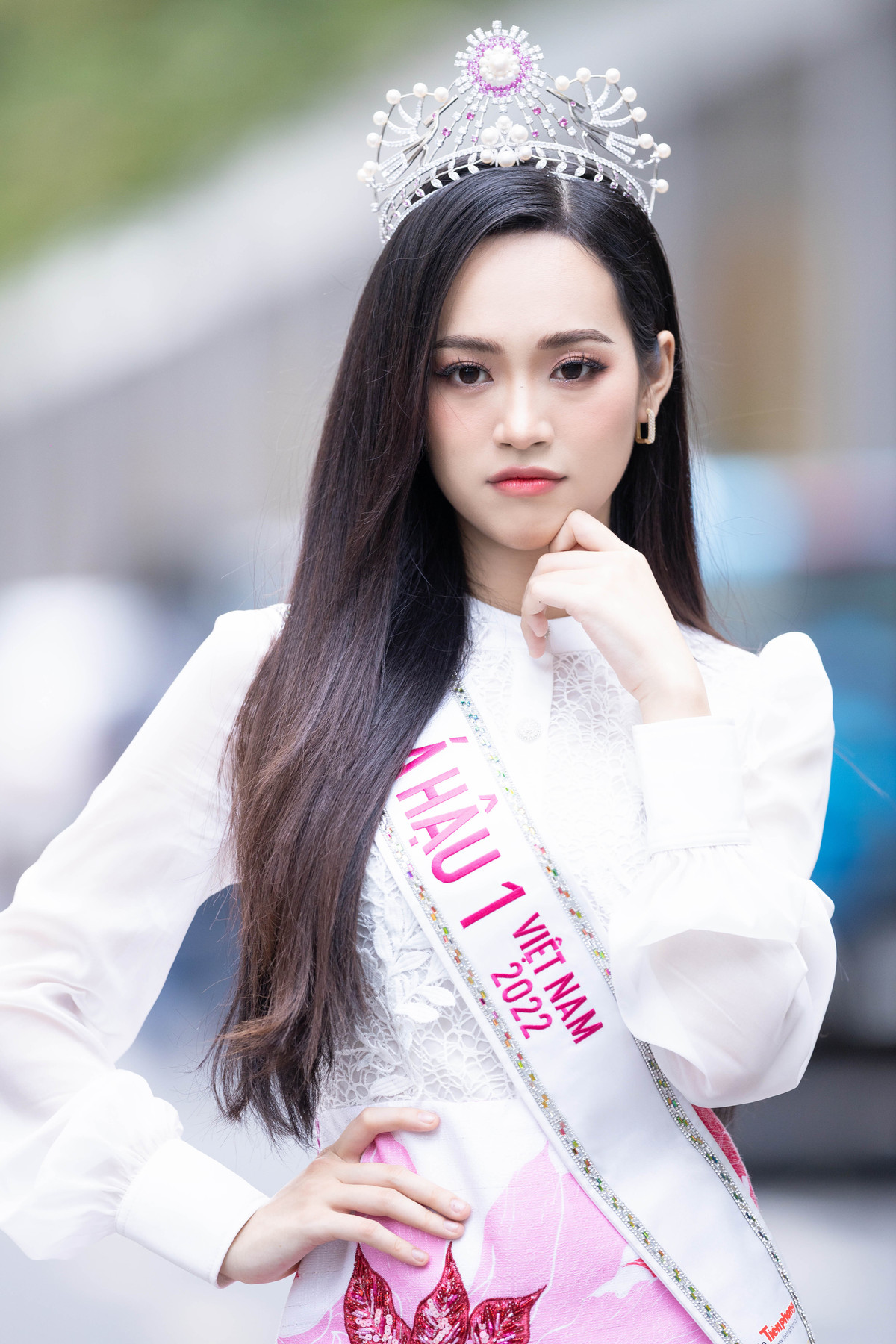 Hai tuần cuối cùng trước khi vòng sơ khảo Hoa hậu Việt Nam 2022 diễn ra, cô mới nộp hồ sơ dự thi. Cô cũng có thời gian ngắn ngủi để chuẩn bị cho cuộc thi. Sau một hành trình kéo dài hơn hai tháng, Trịnh Thùy Linh chính thức trở thành Á hậu Việt Nam.