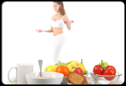 Dáng khỏe. Tập thể dục cường độ vừa phải sẽ giúp bạn có vẻ ngoài trẻ trung và quyến rũ hơn. Tập thể dục không những chỉ đơn thuần giúp chúng ta có cơ thể cân đối mà còn đem lại vô số lợi ích khác cho từng bộ phận cơ thể.