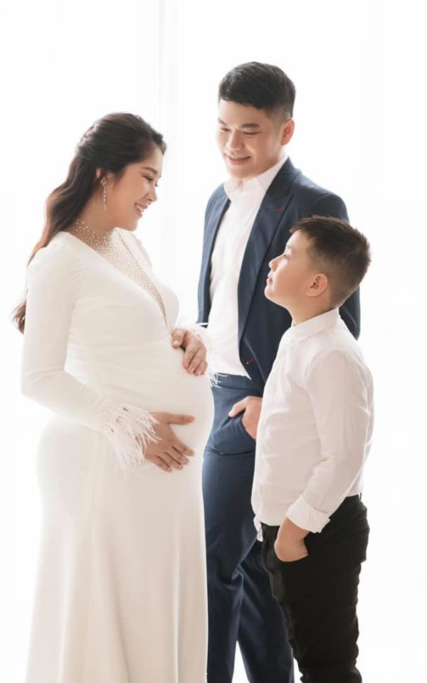 Bị chê mập sau sinh, Lê Phương “lột xác” thon gọn đến ngỡ ngàng - Hình 5 Bi che map sau sinh, Le Phuong “lot xac” thon gon den ngo ngang-Hinh-5