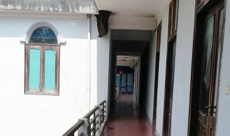 Nhieu nguoi hieu ky voi to ong mat 