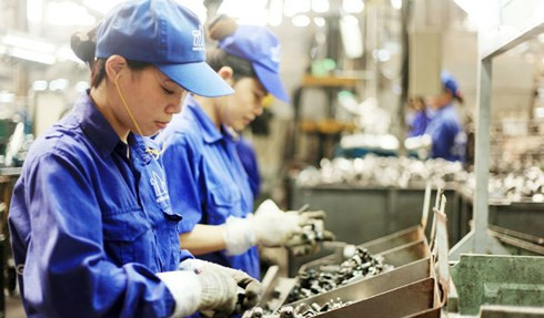 De xuat tang tuoi nghi huu cua nu bang nam de binh dang?