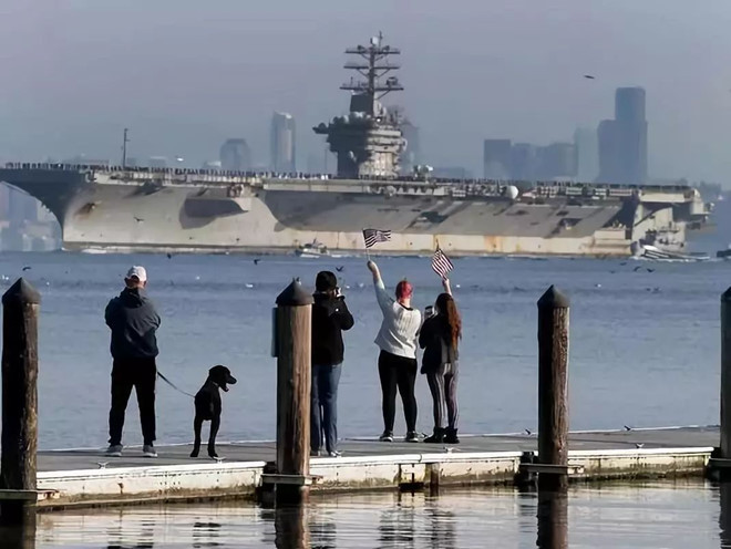 Thiet bi giam sat bien Trung Quoc xuat hien ngay sat can cu My