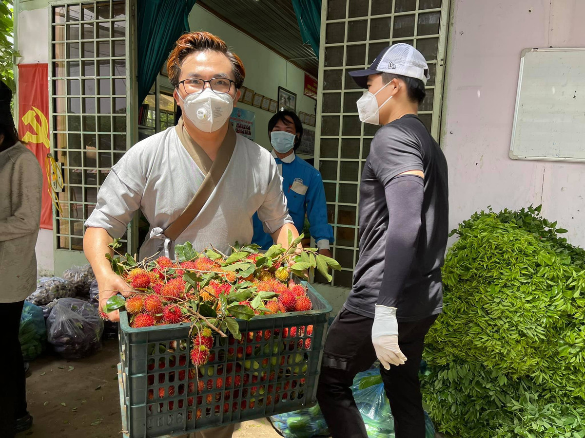 Vi sao MC Dai Nghia tuoi 44 van chua chiu lay vo?-Hinh-24