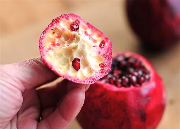 Kinh ngac 9 loi ich cho suc khoe tu vo qua luu