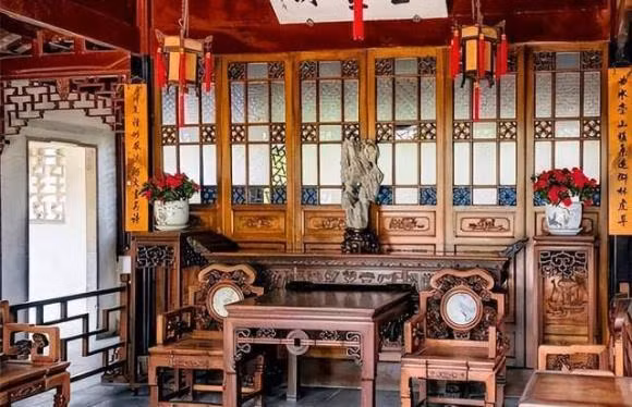 Bon thu khong dat phong khach, ngoi nha se thinh vuong-Hinh-3