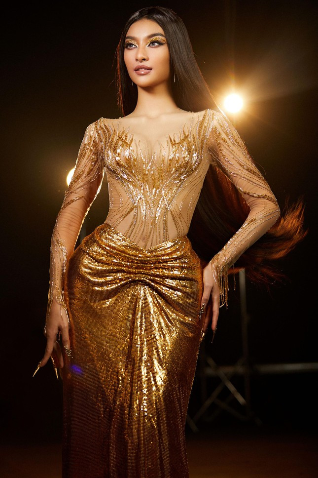 Sau khi trở về nước, Kiều Loan phát triển sự nghiệp ca hát và đầu tư rất nghiêm túc, chỉn chu. Không chỉ được đánh giá cao về gu âm nhạc, Kiều Loan còn có khả năng rap ấn tượng.