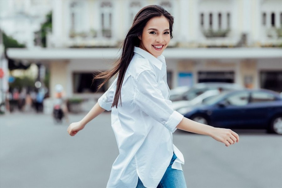 Hiền Thục như gái đôi mươi, Hoàng Oanh lấy lại phong độ Hien Thuc nhu gai doi muoi, Hoang Oanh lay lai phong do