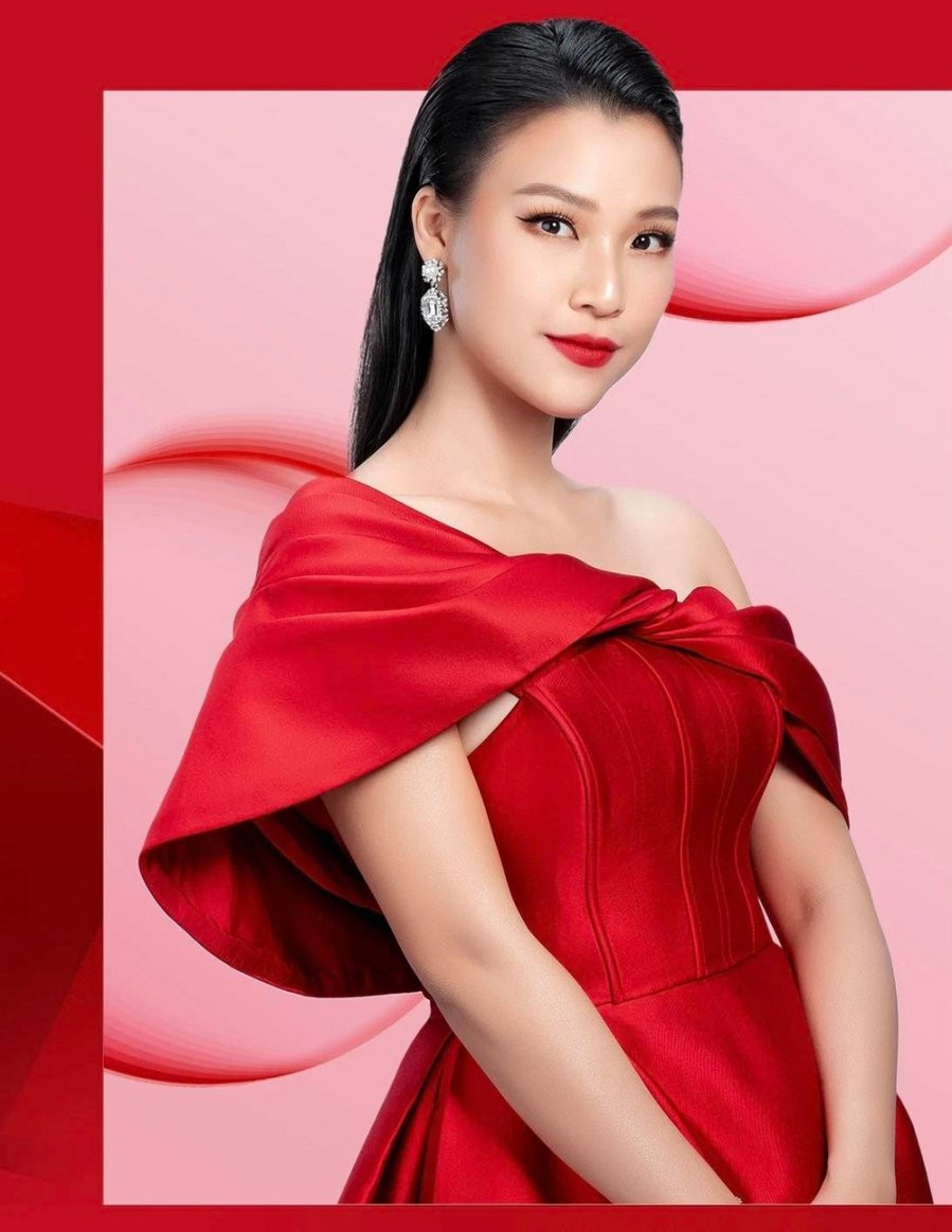 Hiền Thục như gái đôi mươi, Hoàng Oanh lấy lại phong độ - Hình 10 Hien Thuc nhu gai doi muoi, Hoang Oanh lay lai phong do-Hinh-10