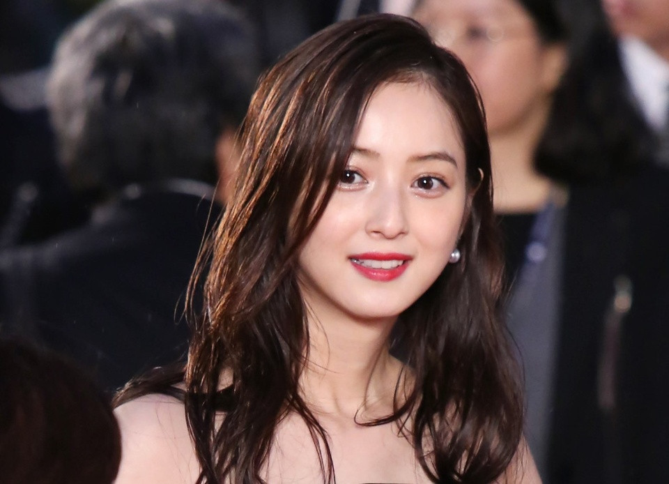 Hon nhan cua Nozomi Sasaki sau vu chong ngoai tinh voi 182 nguoi